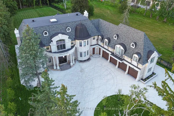 28 Personna Boulevard — photo 2