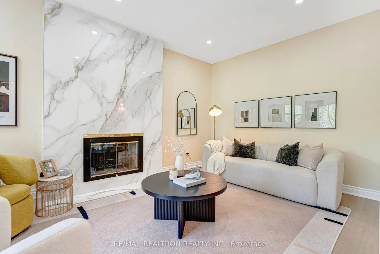 27 Captain Francis Drive — photo 2