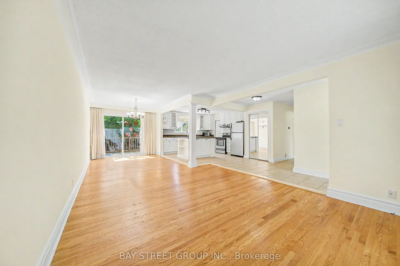 32 Alanadale Avenue — photo 3