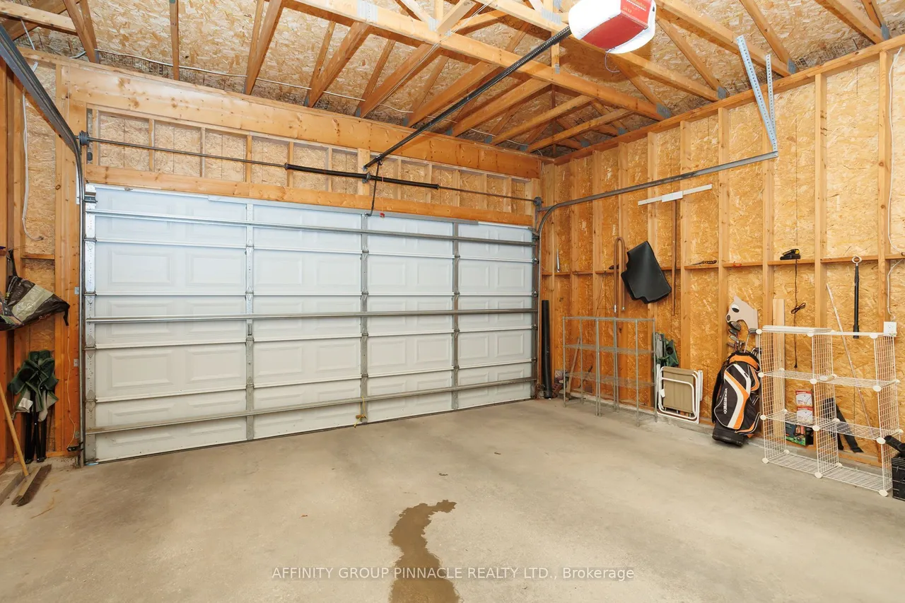 476 Bay Street — photo 42