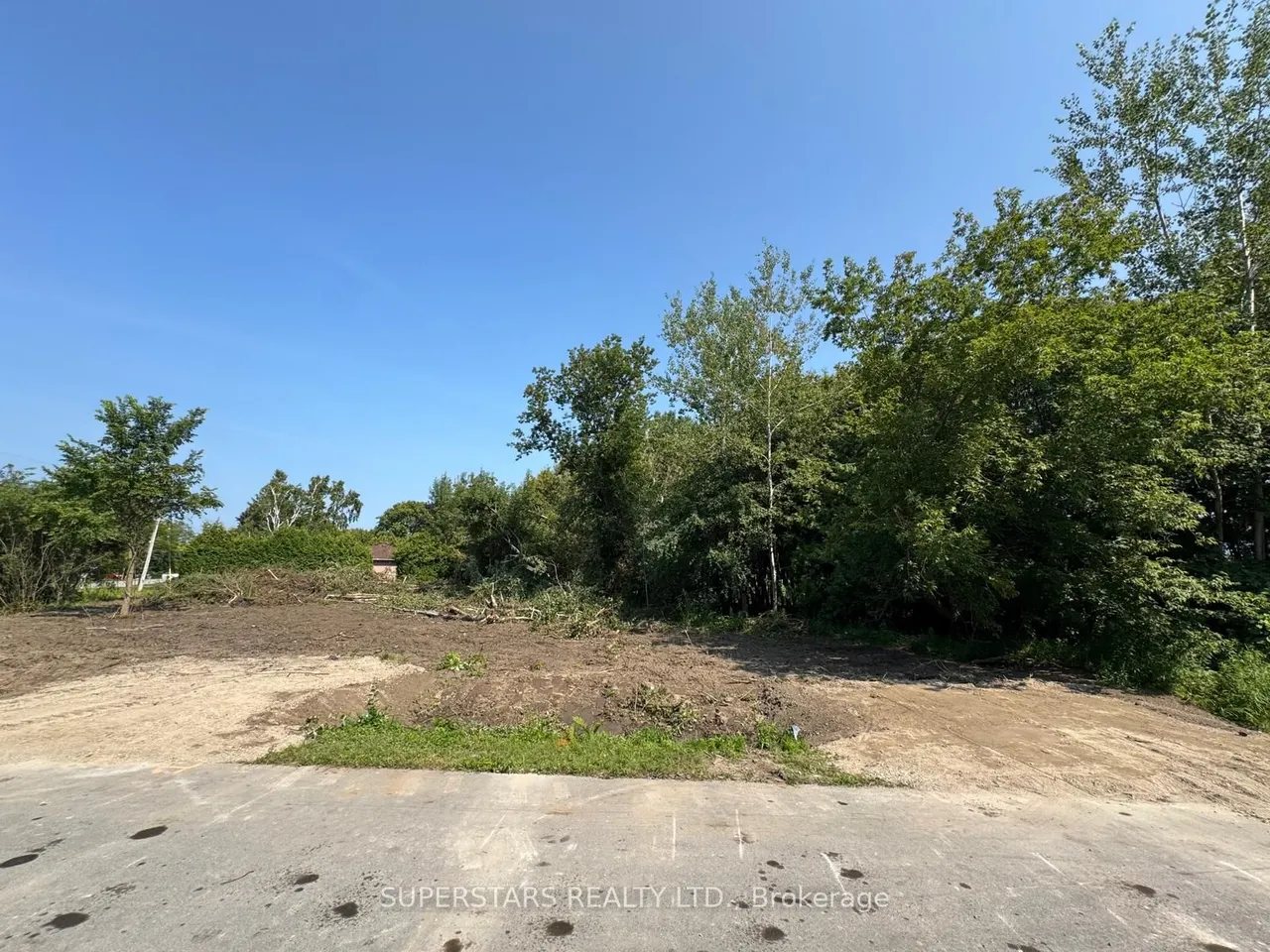 83 Twmarc Avenue — photo 2