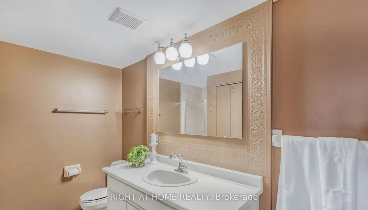 41 Ash Street, Unit 402 — photo 13