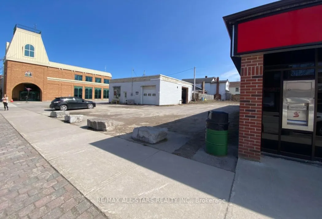 6 Cameron Street W — photo 2