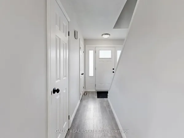 630 Highland Crescent — photo 2