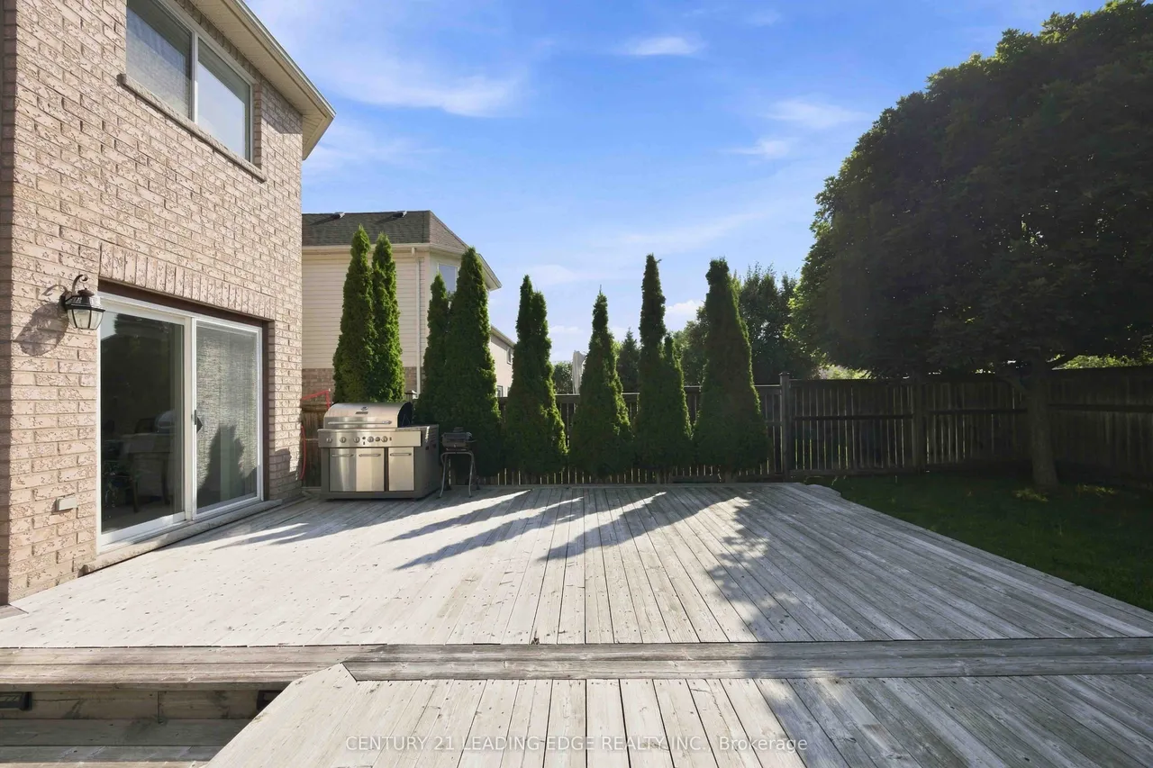 16 Bolster Lane — photo 33