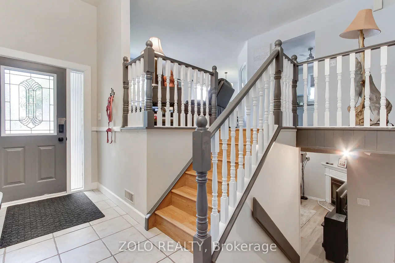 545 Colyer Street — photo 3