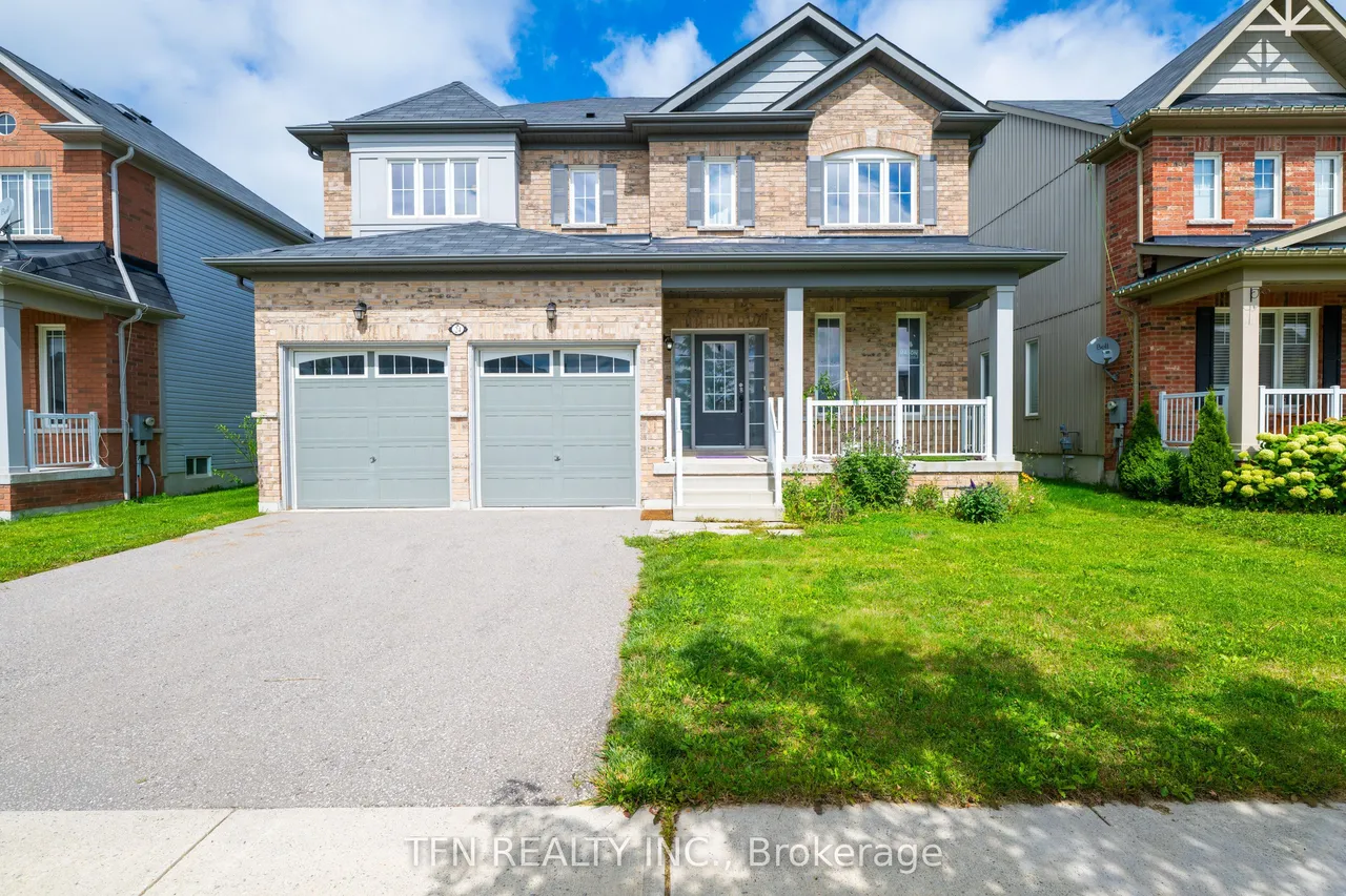 24 Don Hadden Crescent — photo 2