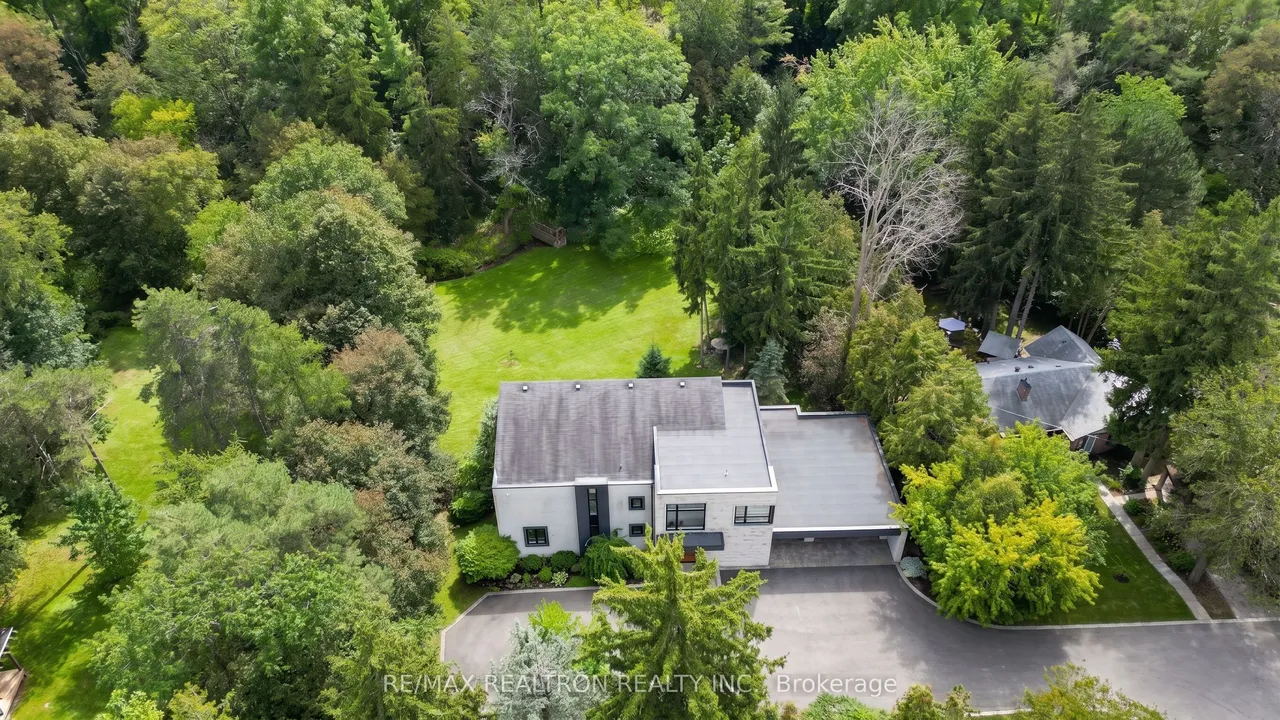 7 Albion Close — photo 2