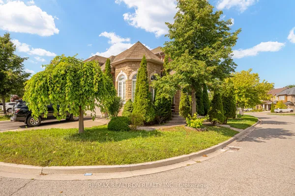 14 Kentview Crescent — photo 2