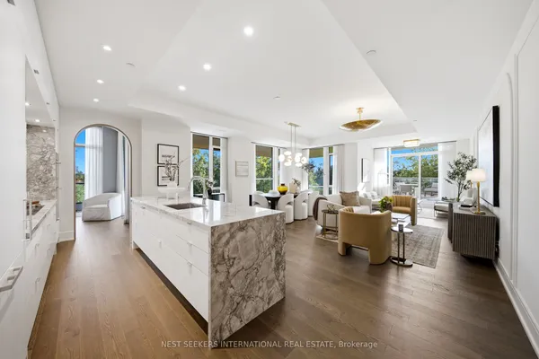 399 Royal Orchard Boulevard, Unit 217