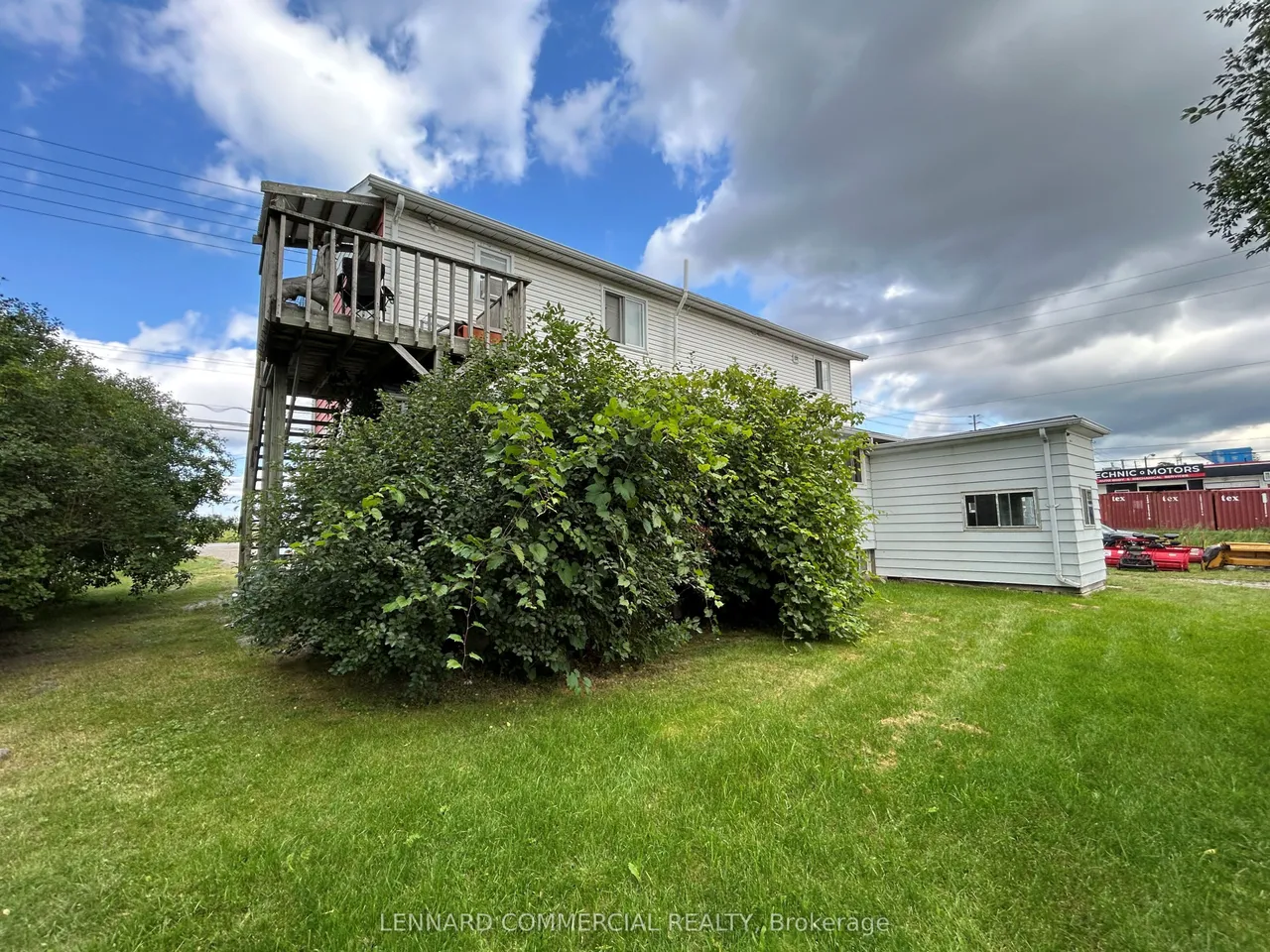 157 Langstaff Road E — photo 9