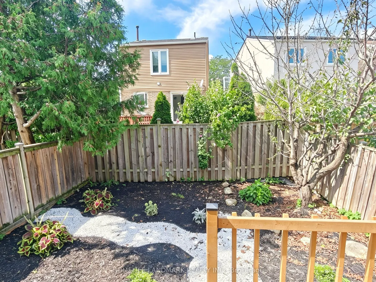 215 Bob O' Link Avenue — photo 36