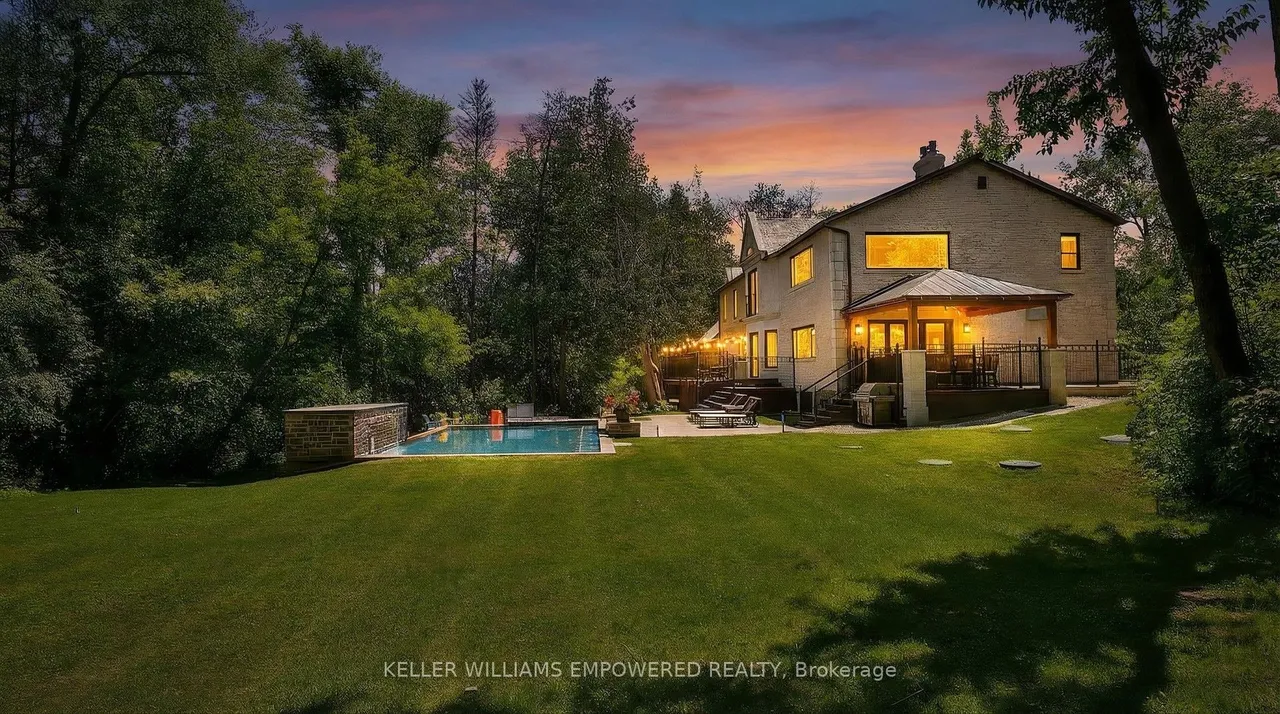 43 Woodland Acres Crescent — photo 3