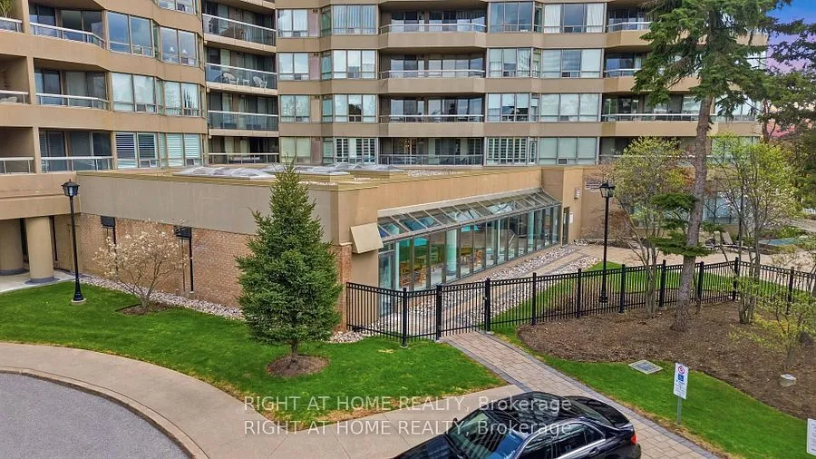610 Bullock Drive, Unit 803 — photo 41