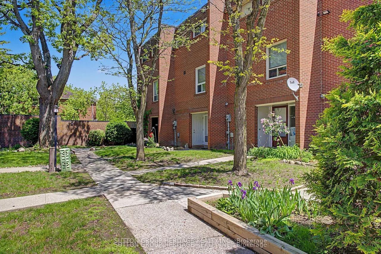 124 Wales Avenue — photo 23