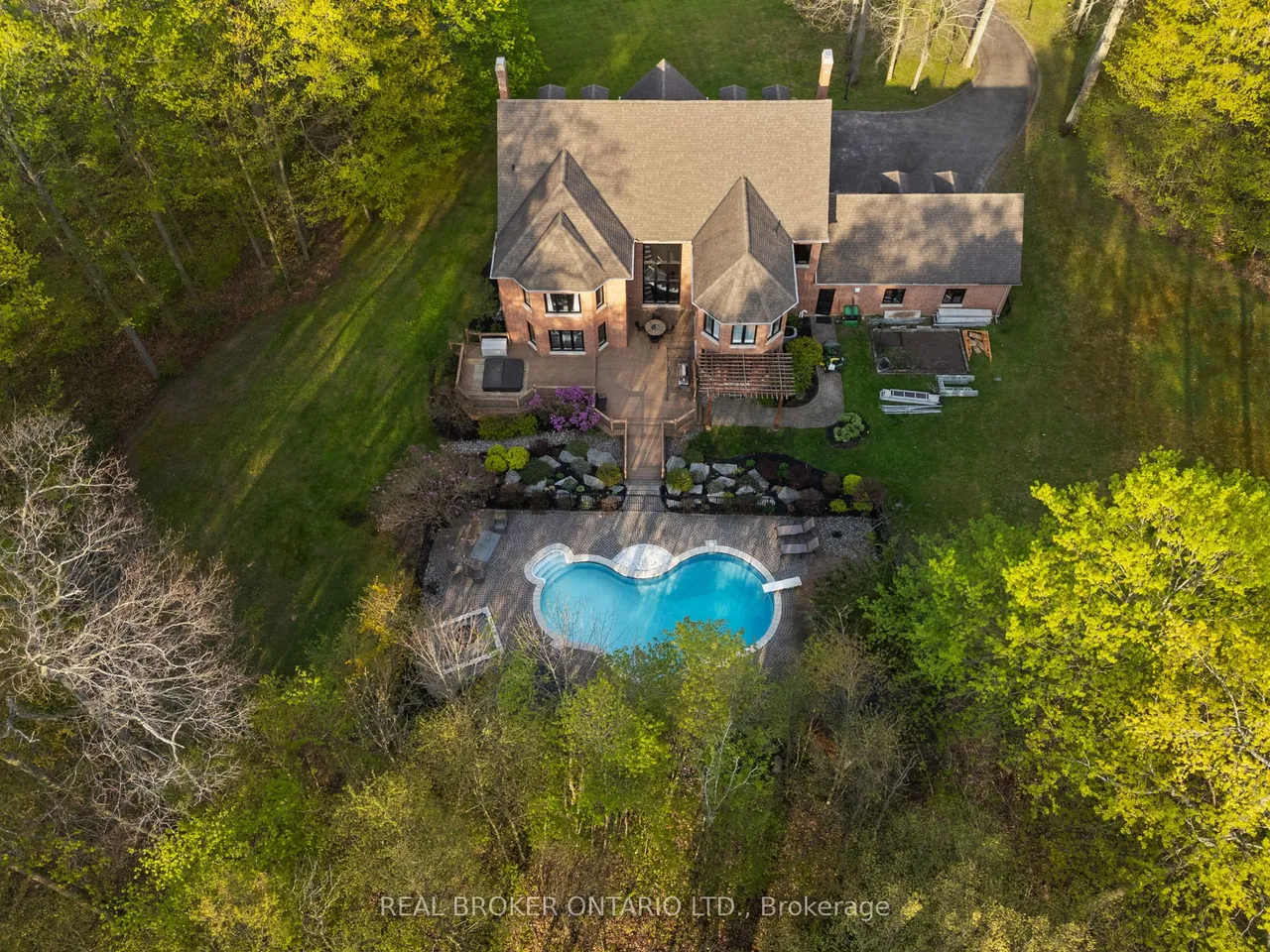 10 Oakview Place — photo 49