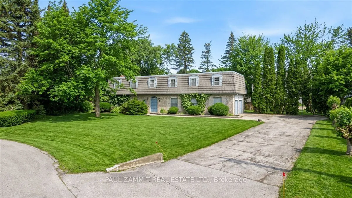 8 Lafayette Place — photo 3