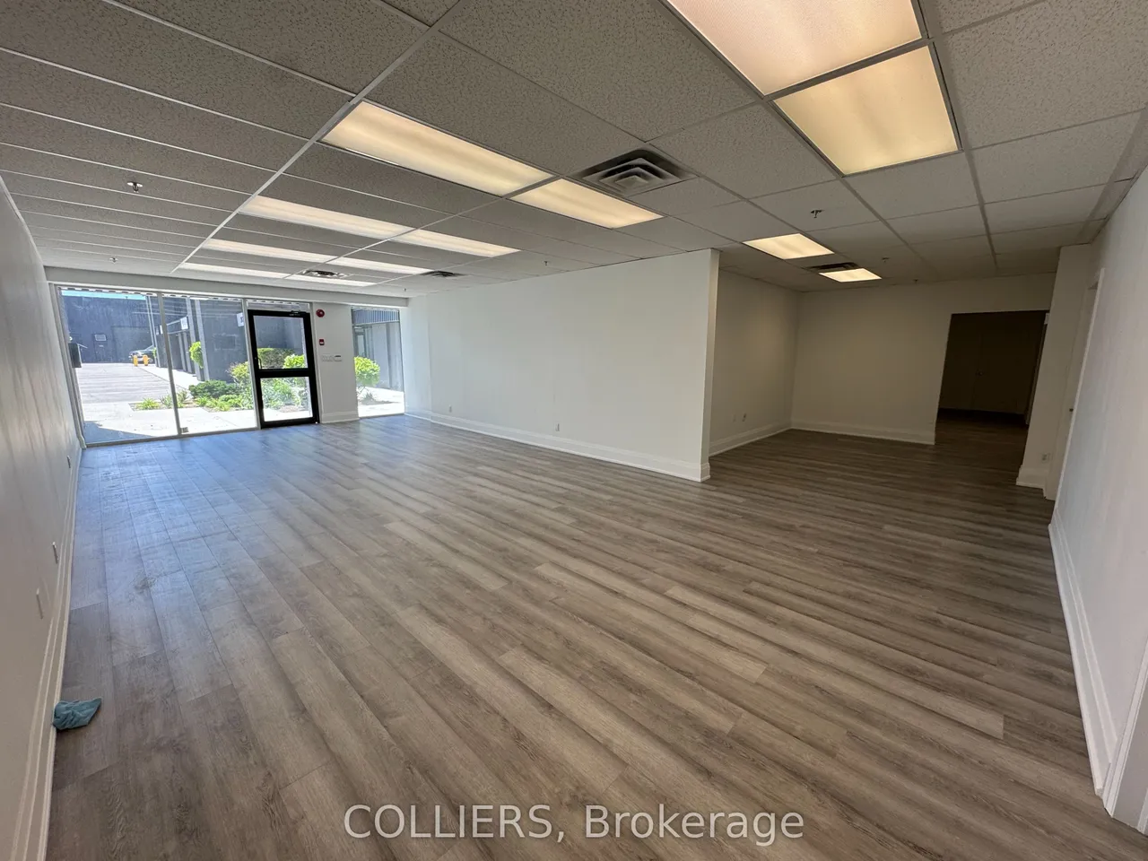 2600 John Street, Unit 206 — photo 3