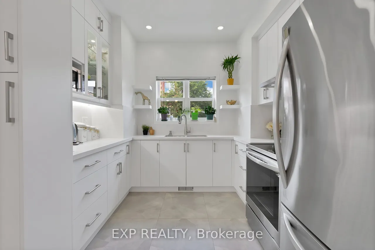 11 Maple Park Way — photo 3