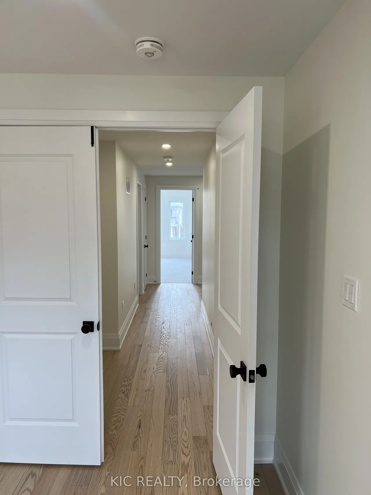 93 Baycroft Boulevard — photo 46