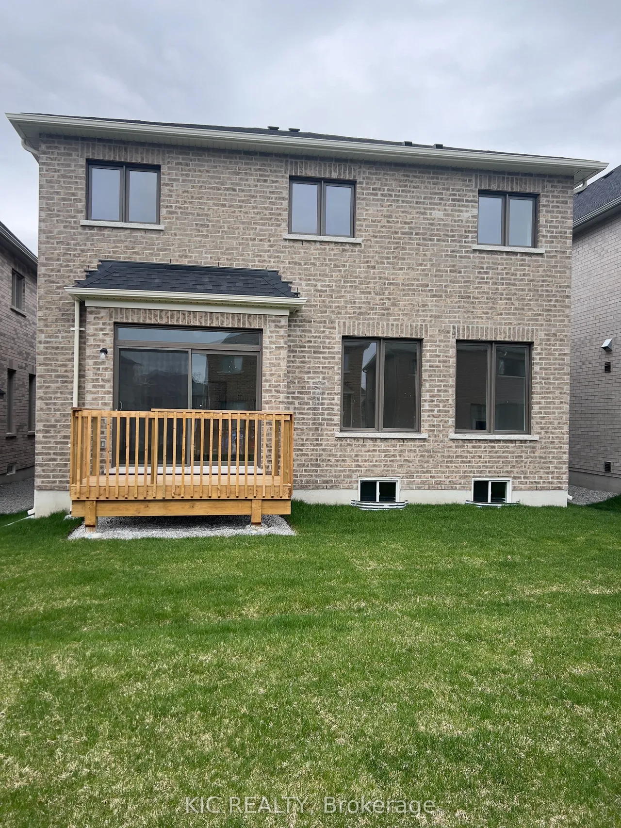 93 Baycroft Boulevard — photo 47