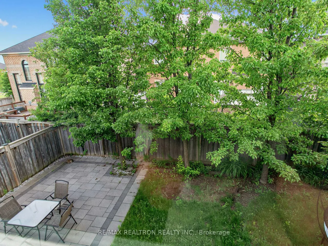 21 Rennie Avenue — photo 50