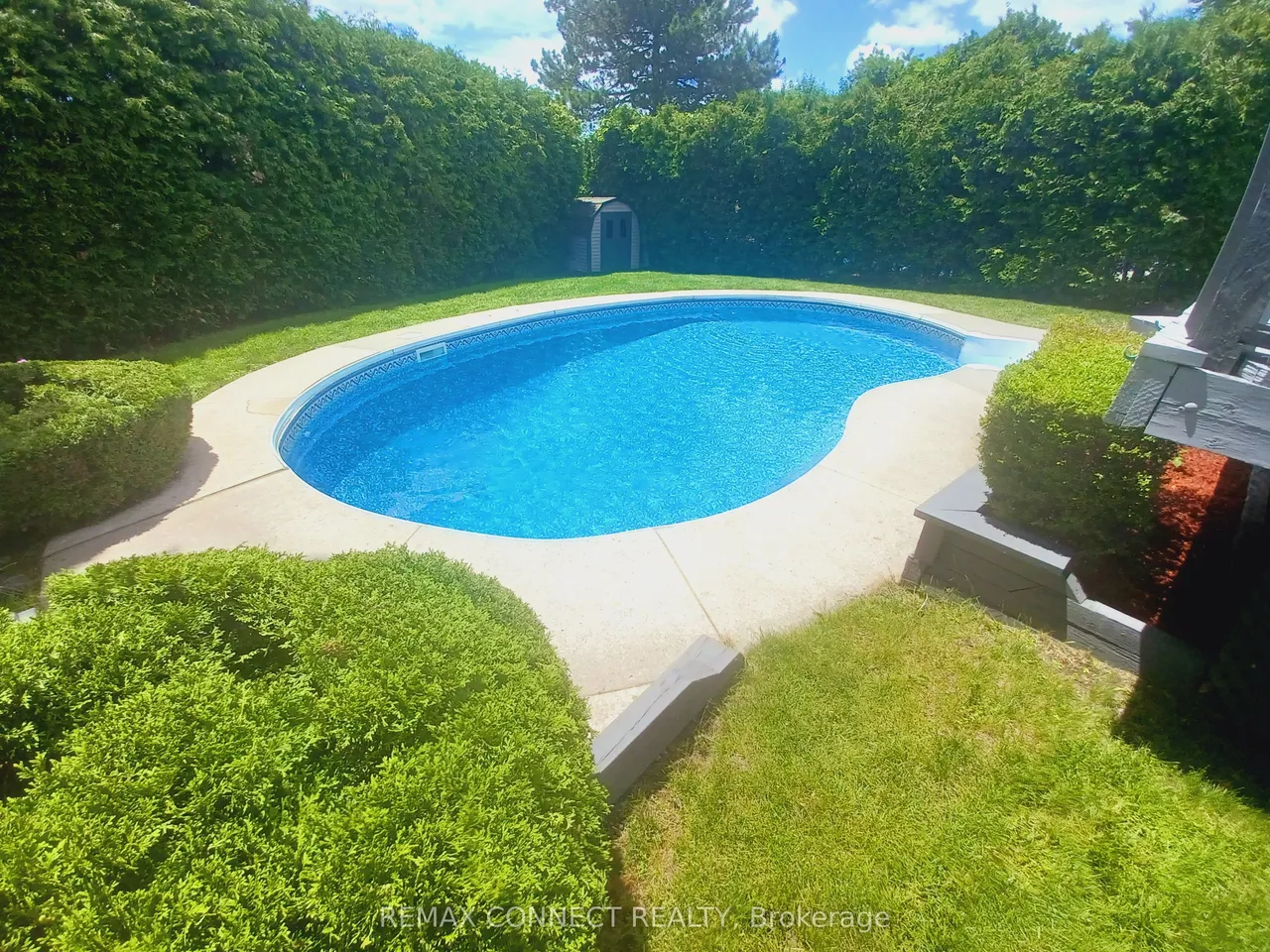 27 Radford Crescent — photo 12