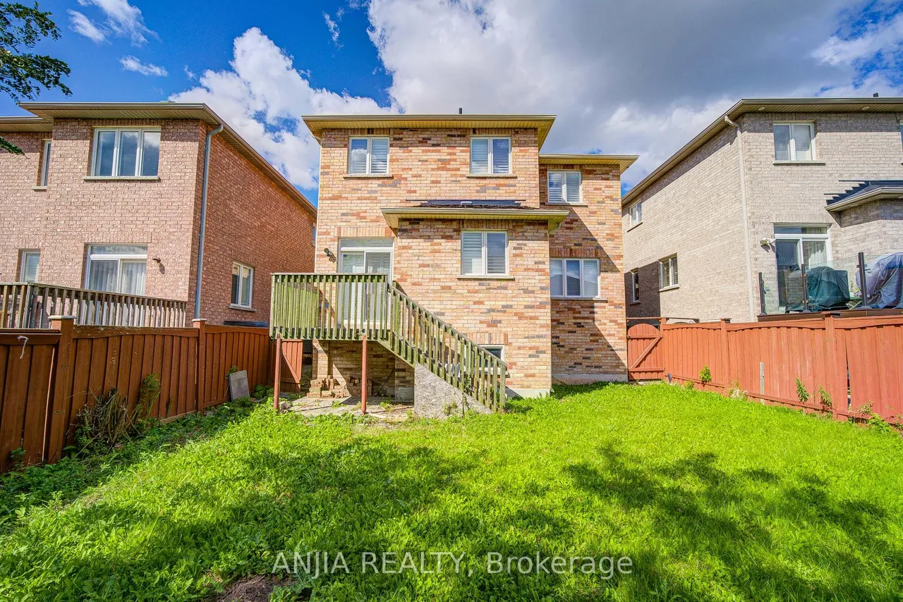 74 Batchford Crescent — photo 44