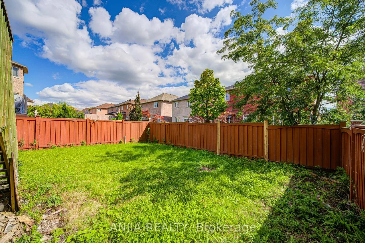 74 Batchford Crescent — photo 45