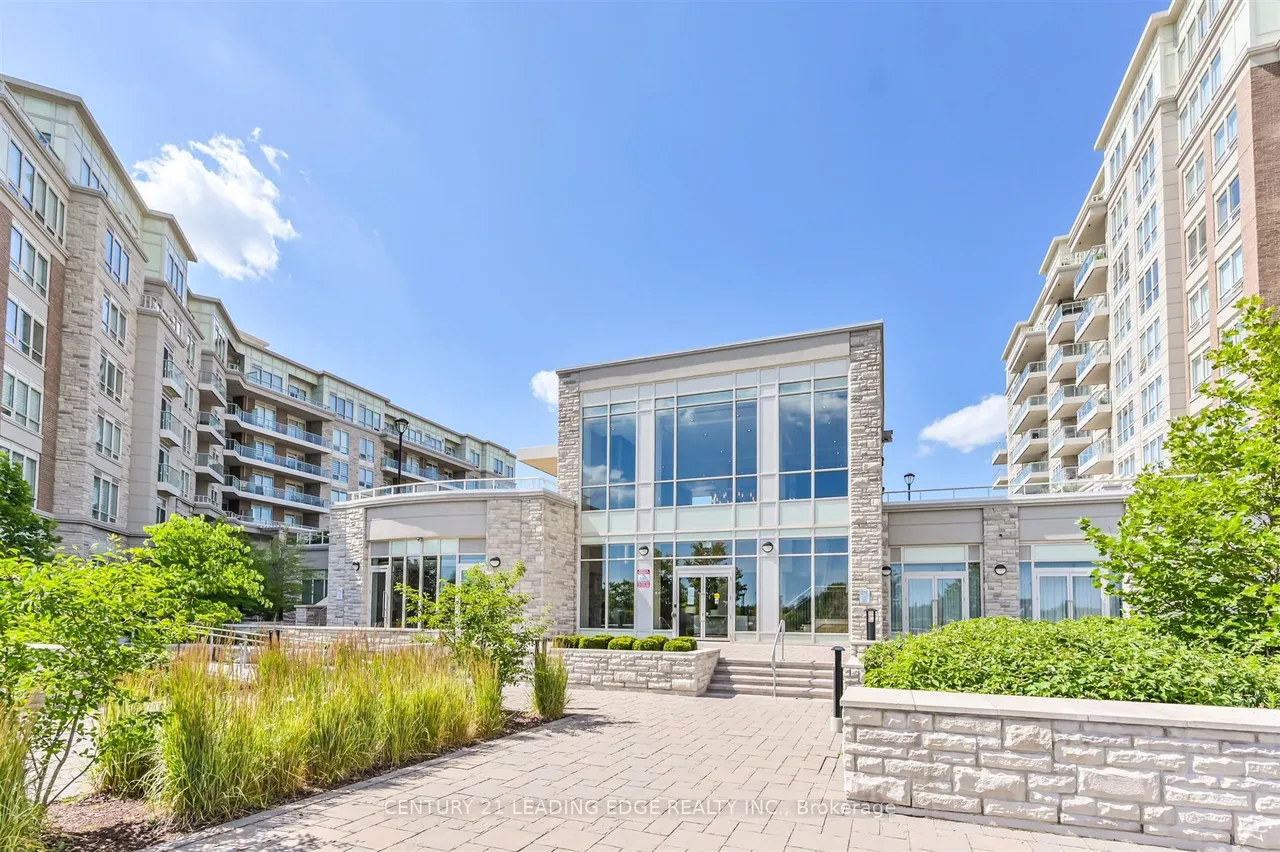 9 Stollery Pond Crescent, Unit 210