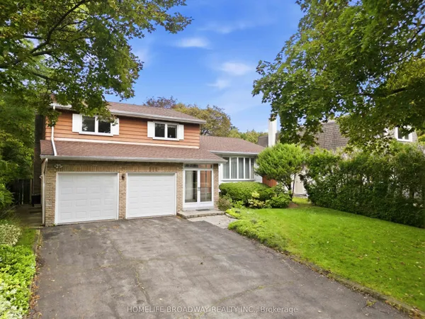 212 Bayview Fairways Drive