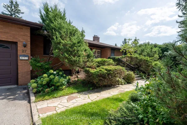 27 Oakcrest Avenue — photo 2