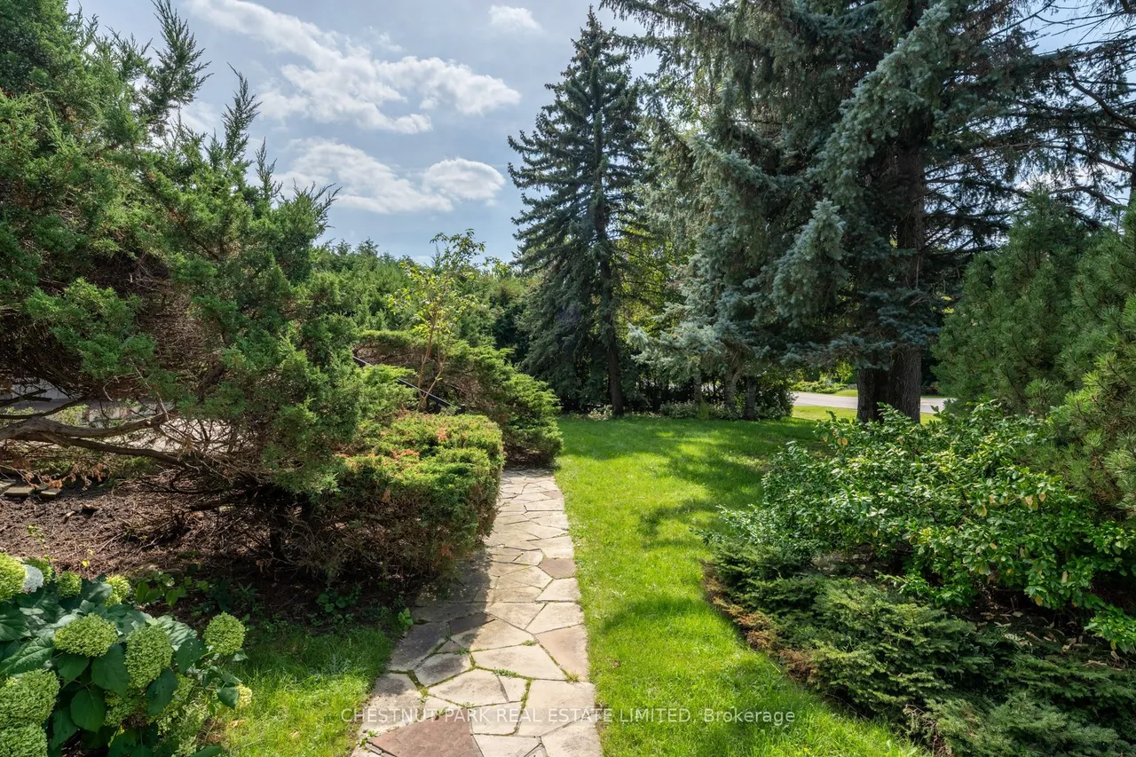 27 Oakcrest Avenue — photo 3
