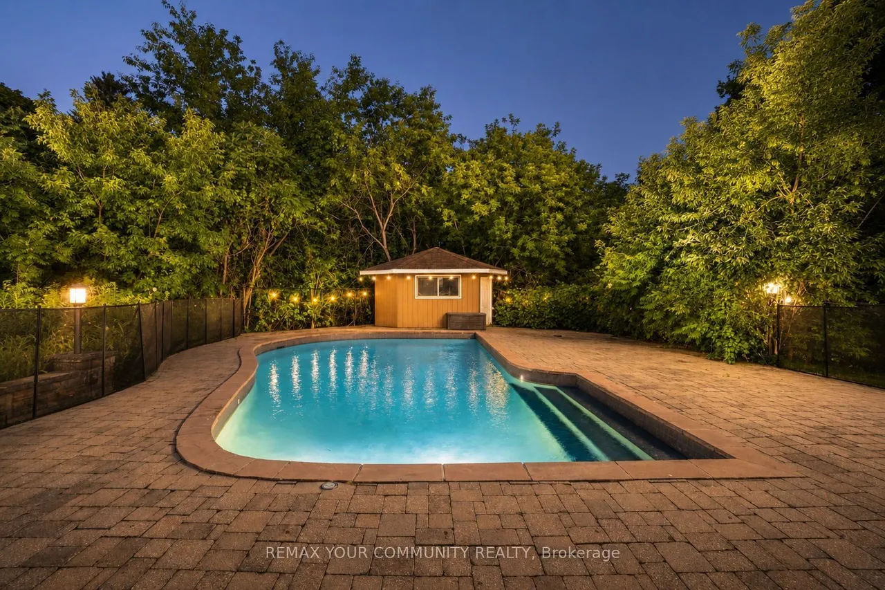 35 Idleswift Drive — photo 49