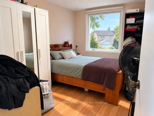 168 Mabley Crescent — photo 12