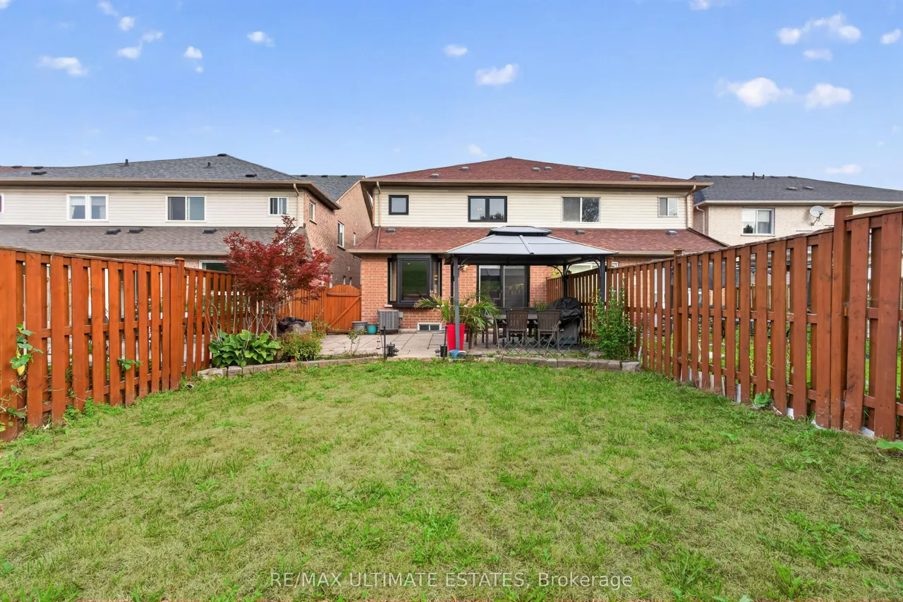 587 Caboto Trail — photo 49