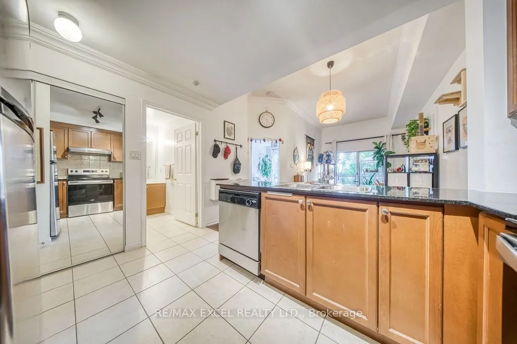8 Maison Parc Court, Unit 102 — photo 3