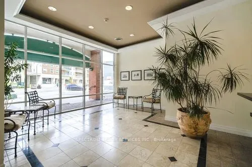 121 Woodbridge Avenue, Unit 506 — photo 3