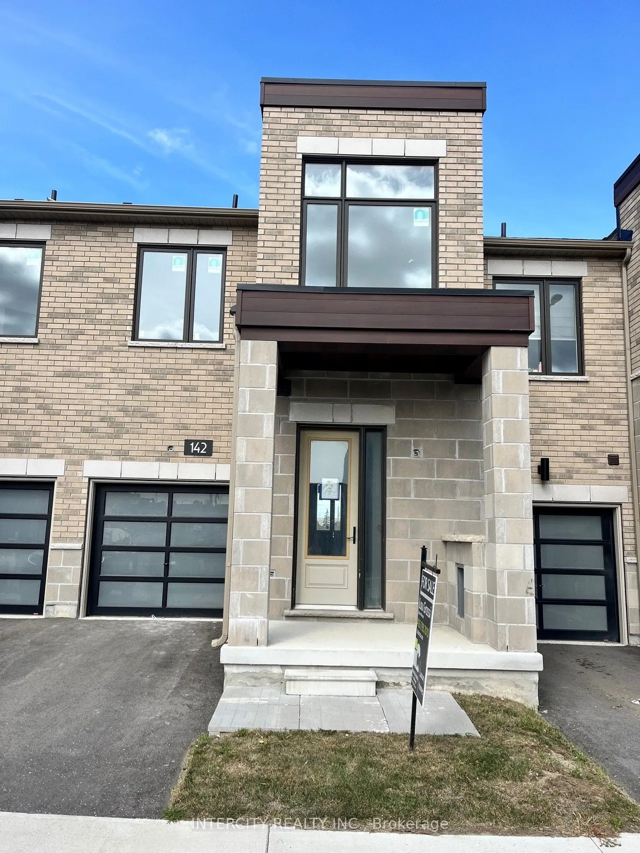 142 Mumbai Drive
