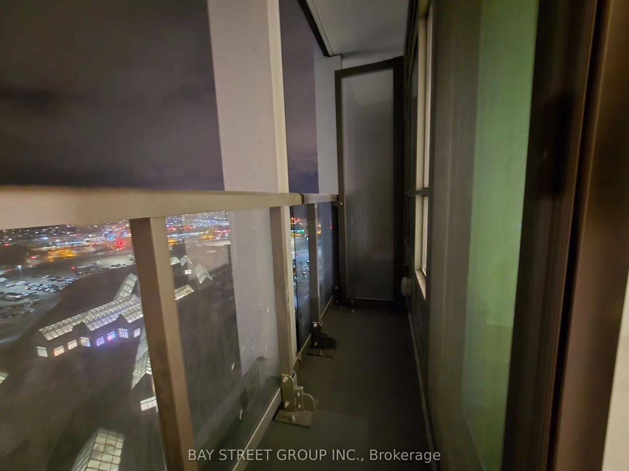 50 Upper Mall Way, Unit 1806 — photo 13