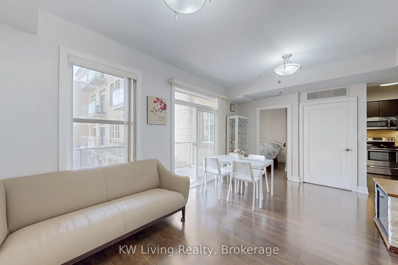 28 Prince Regent Street, Unit 203 — photo 3