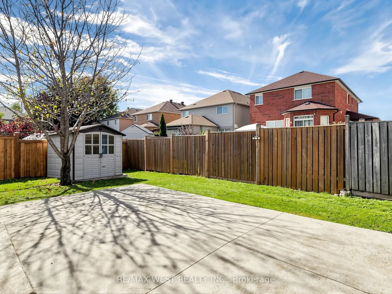 63 Echo Ridge Crescent — photo 46