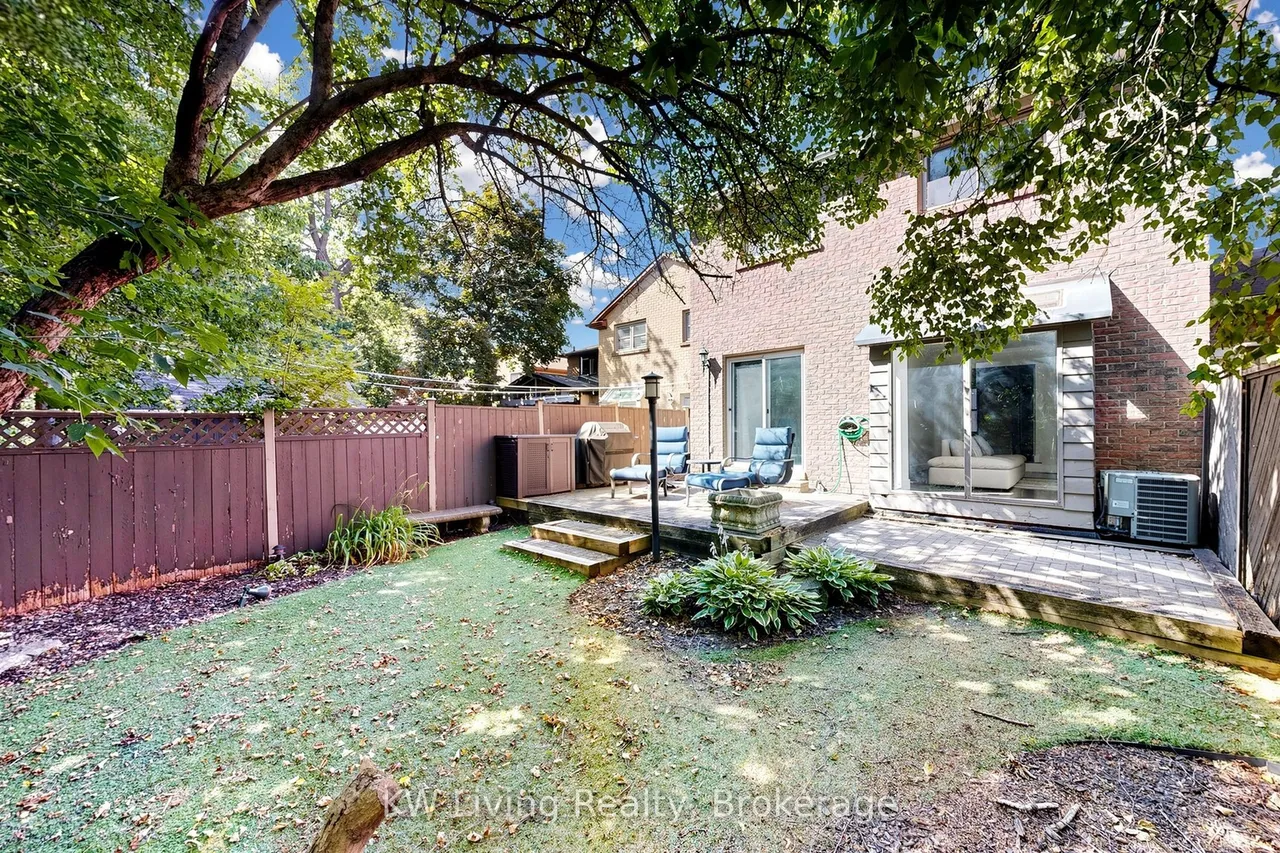 19 Sarah Jane Court — photo 25