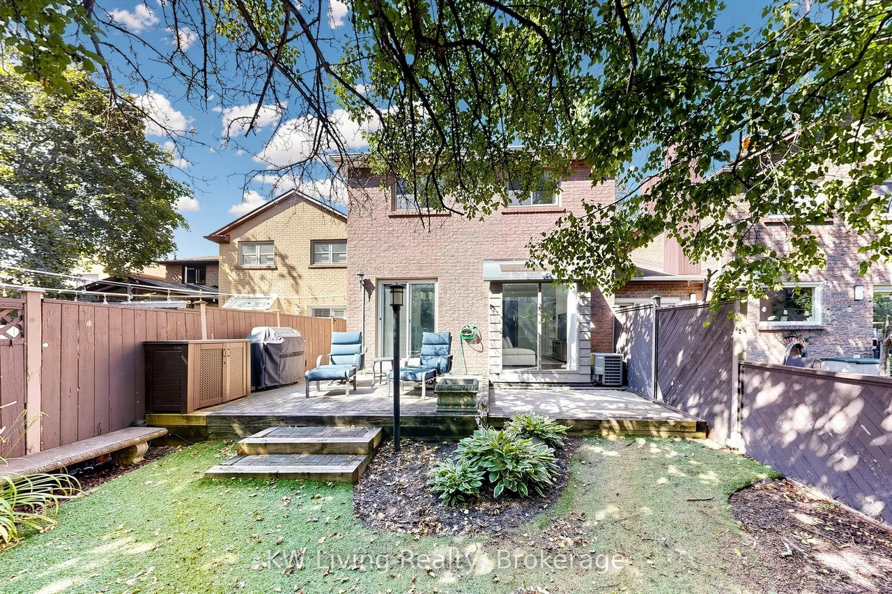19 Sarah Jane Court — photo 24