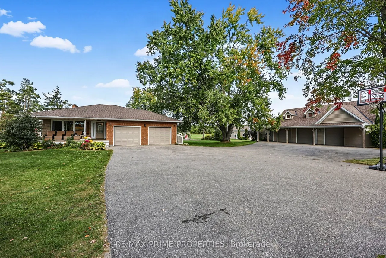426 Zephyr Road — photo 3