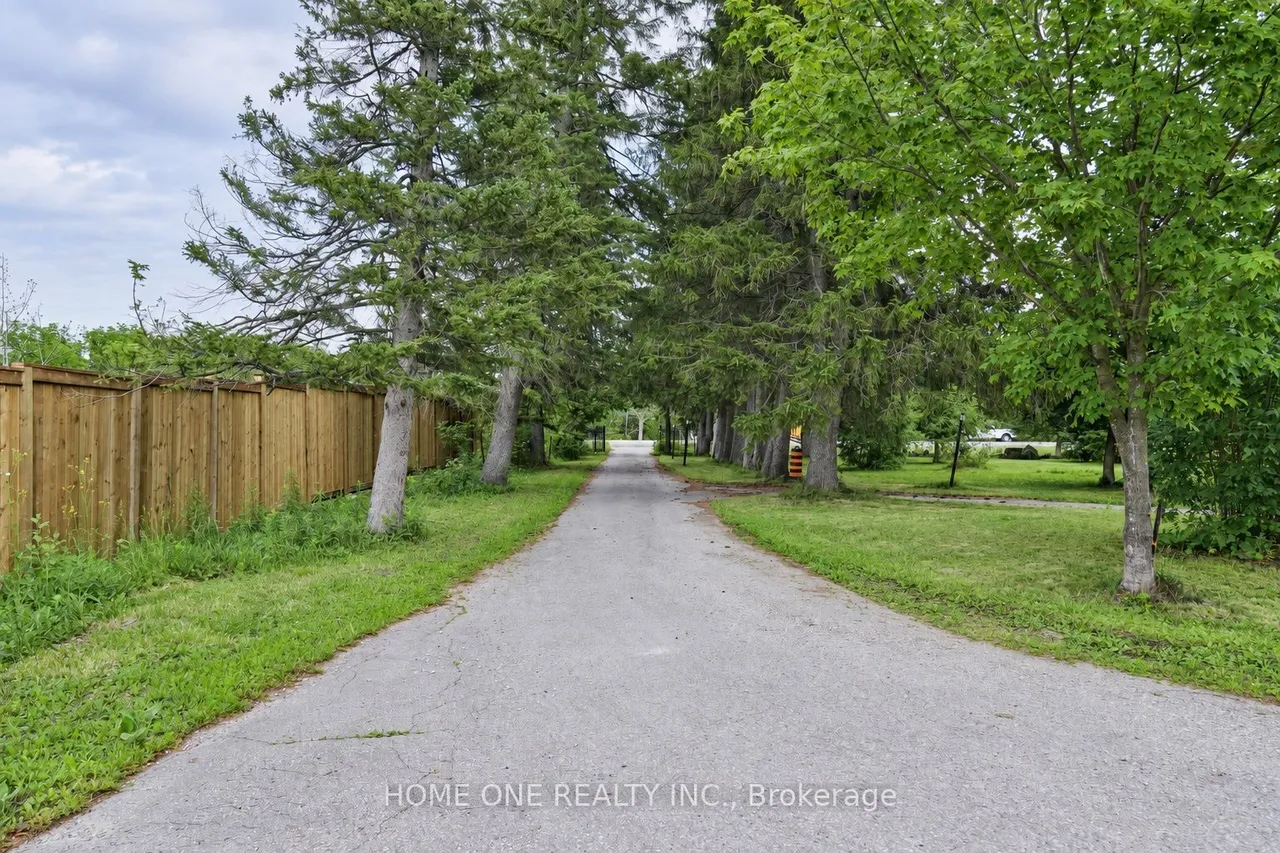 10934 Warden Avenue — photo 16