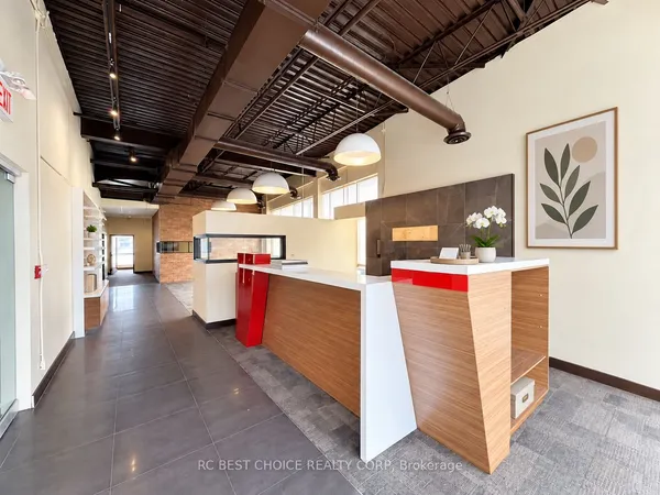 20 Gibson Avenue, Unit 201 — photo 2