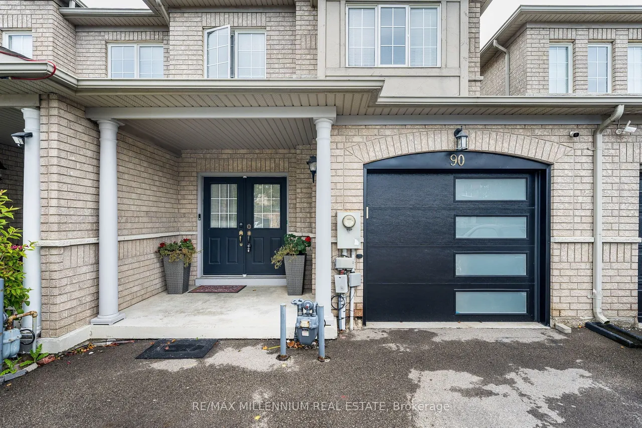 90 Ronan Crescent — photo 50