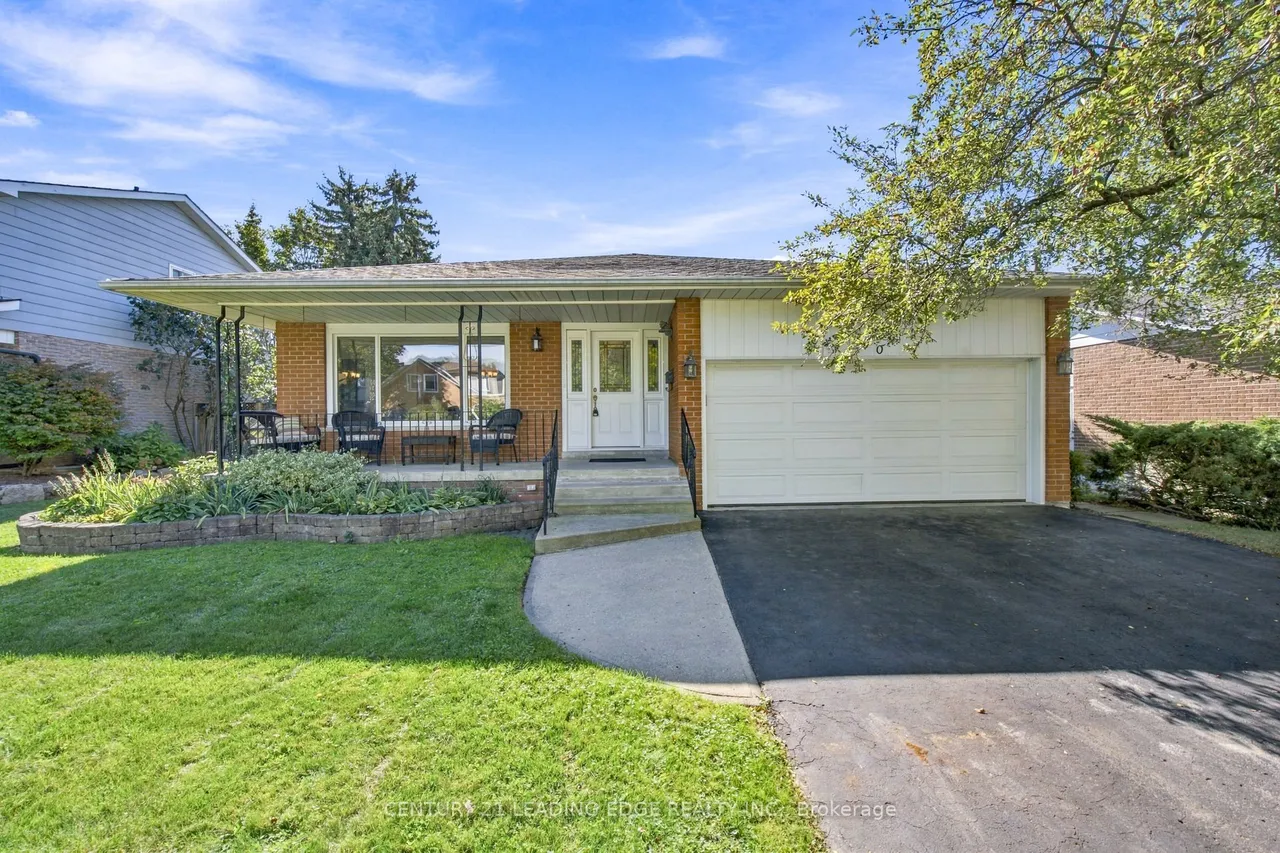90 Pringle Avenue