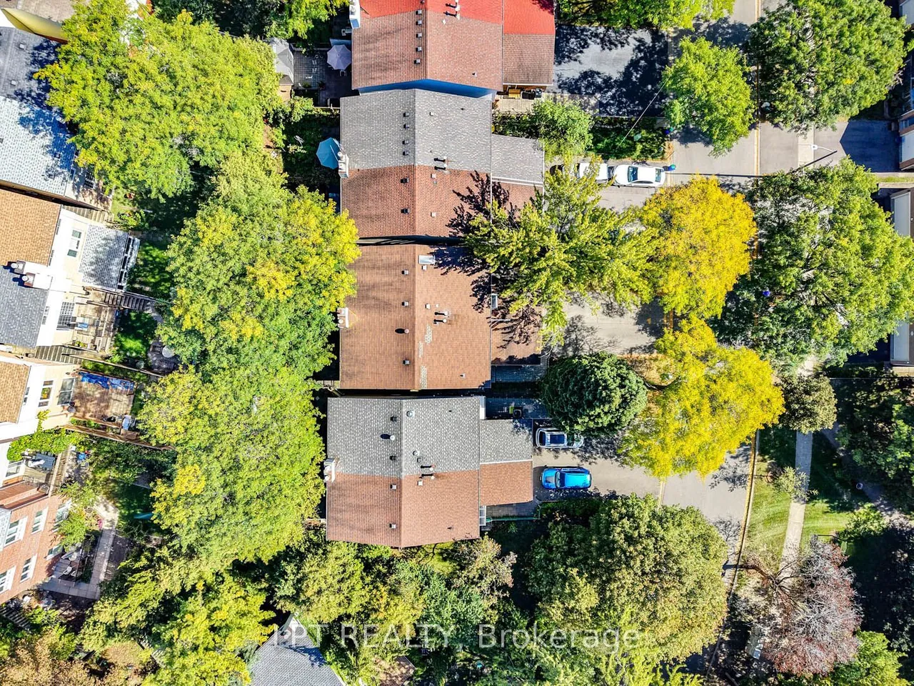 118 Tamarack Drive — photo 47